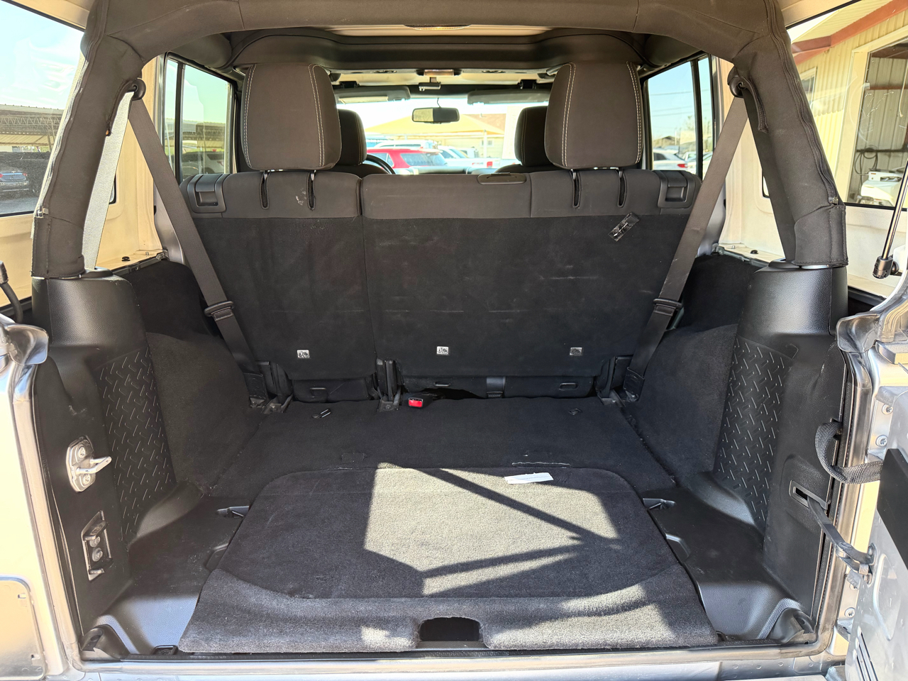 Jeep Wrangler Sahara 2017