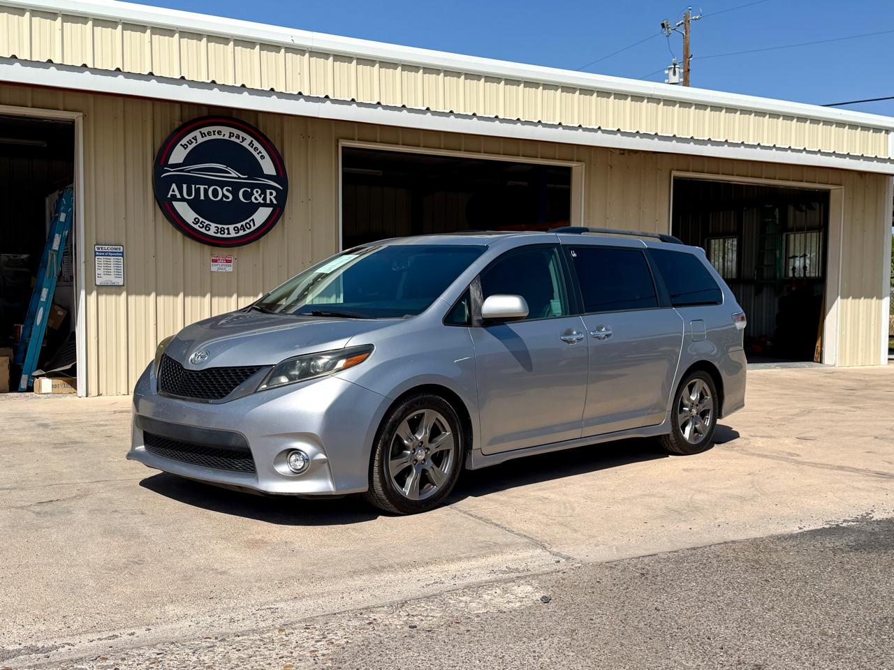 2017 Toyota Sienna SE