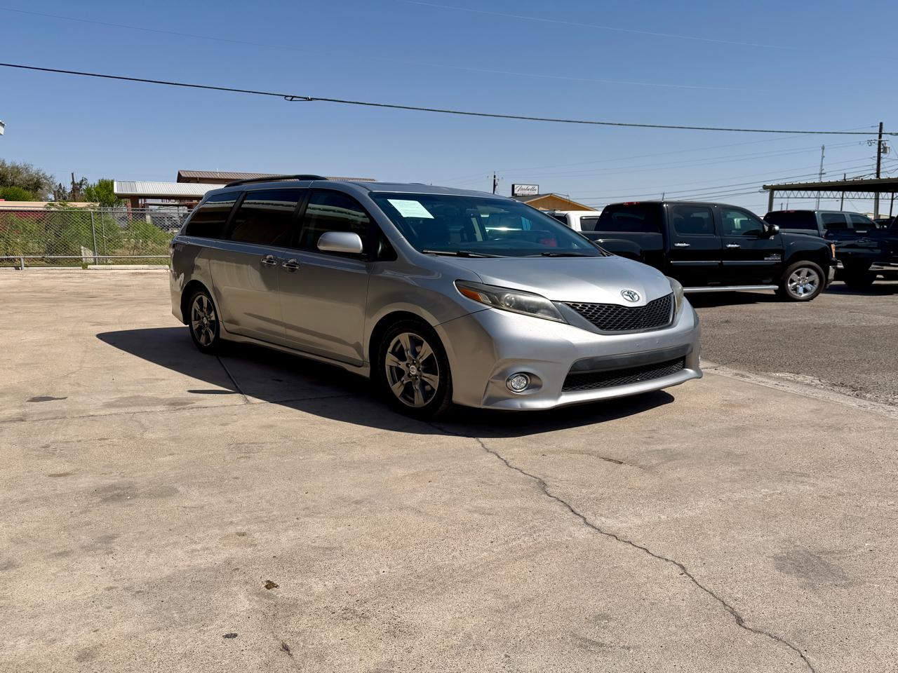 Toyota Sienna  2017