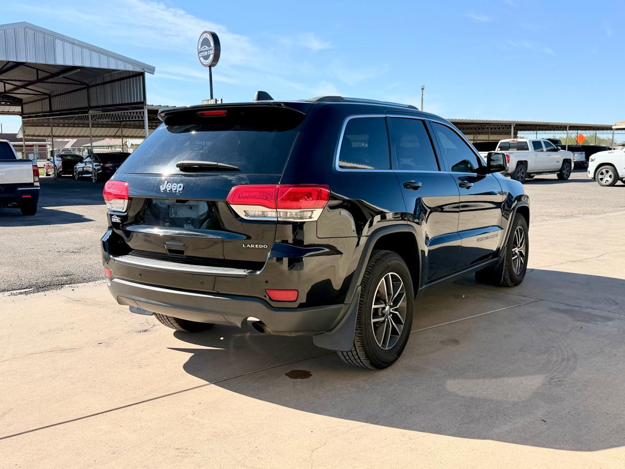 Jeep Grand Cherokee Laredo 2018