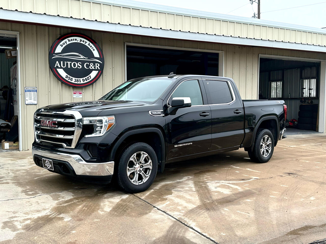 2021 GMC Sierra 1500 SLE's photo