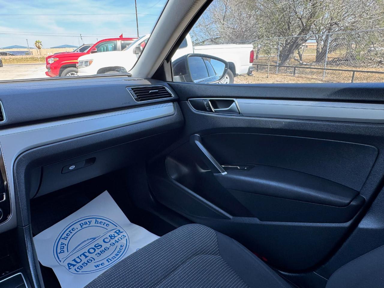 Volkswagen Passat S 2017