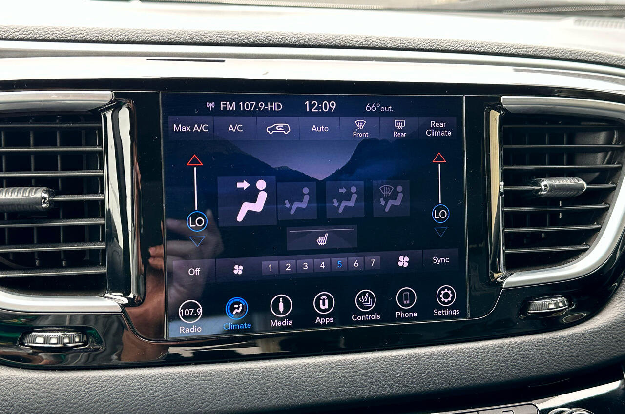 Chrysler Pacifica Touring L 2018