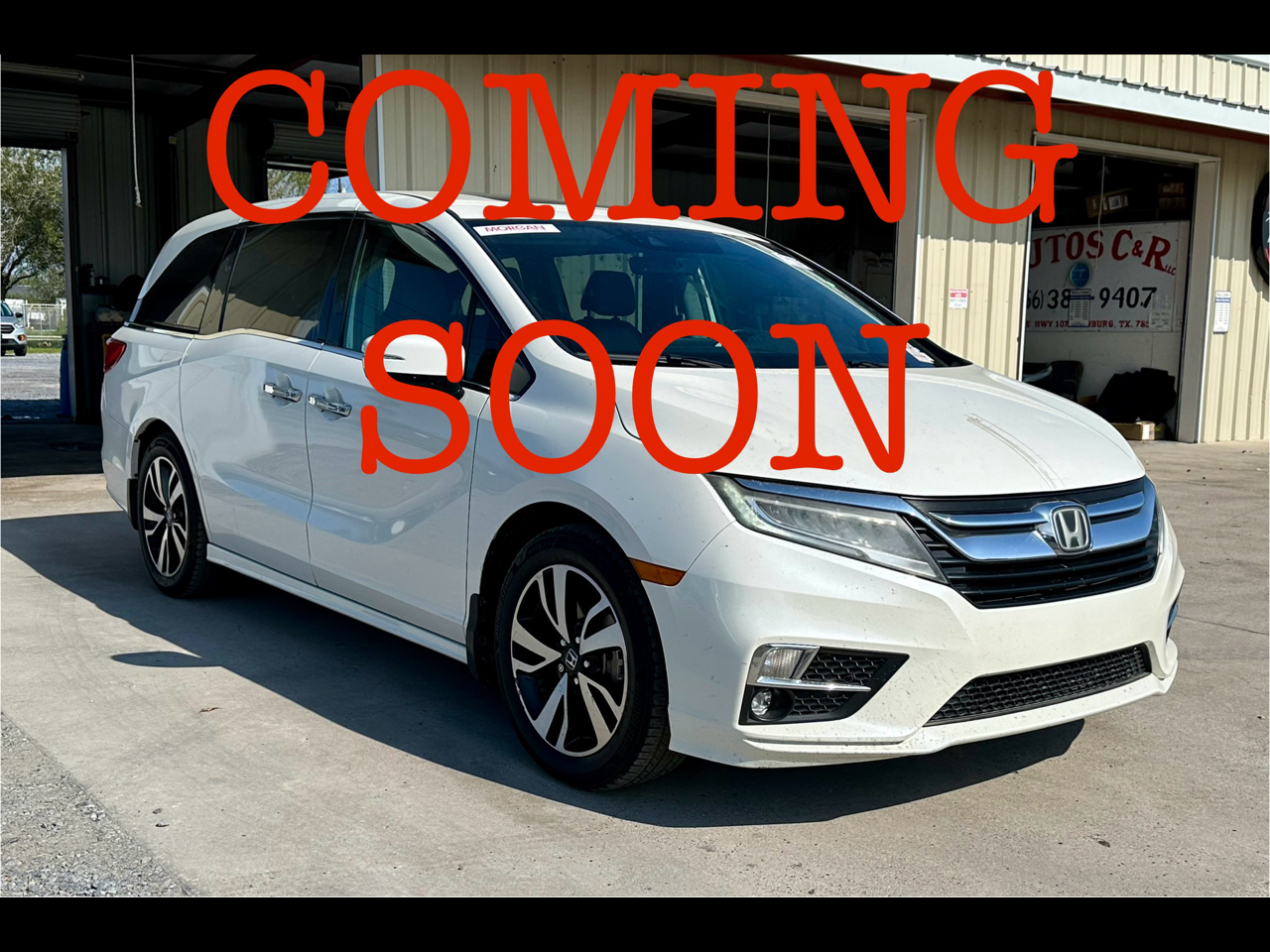 2018 Honda Odyssey Elite's photo