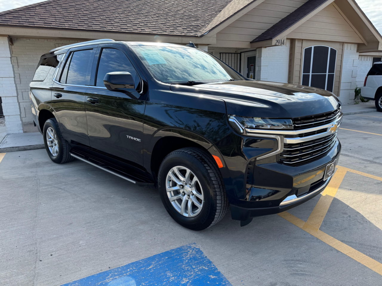 2022 Chevrolet Tahoe LT's photo