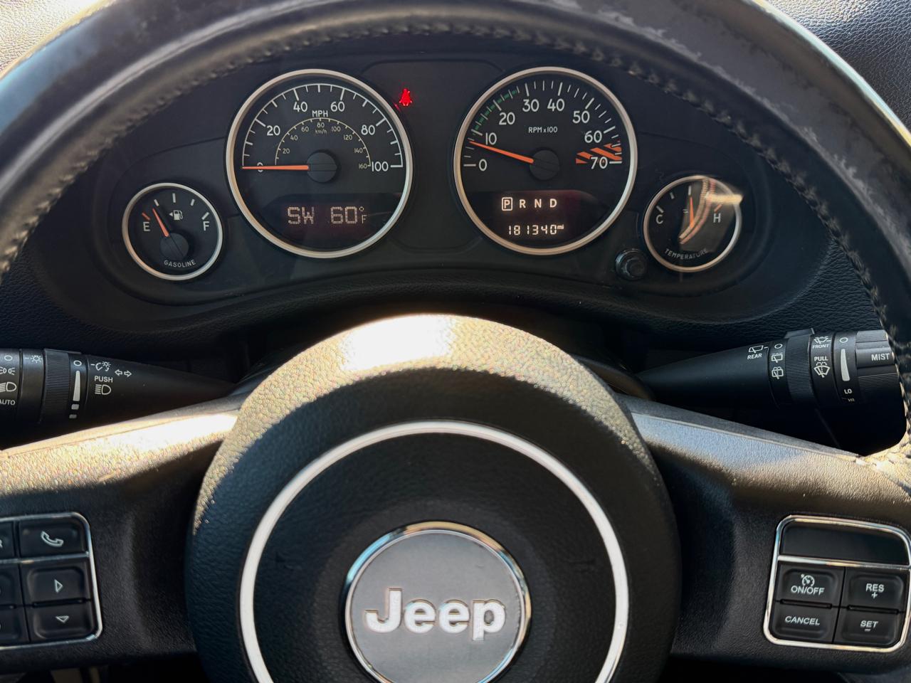 Jeep Wrangler Sahara 2016