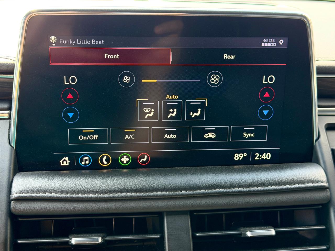 Chevrolet Suburban 1500 LT 2021