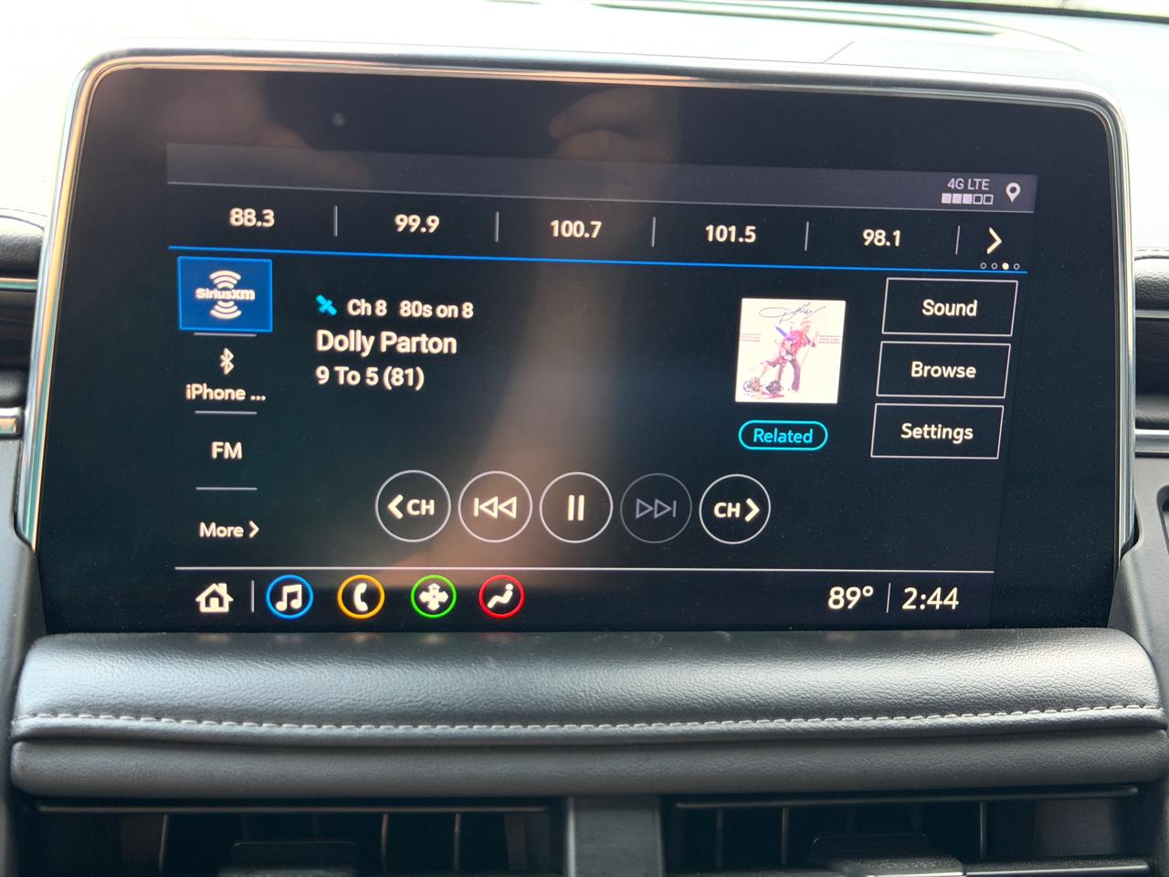 Chevrolet Suburban 1500 LT 2021