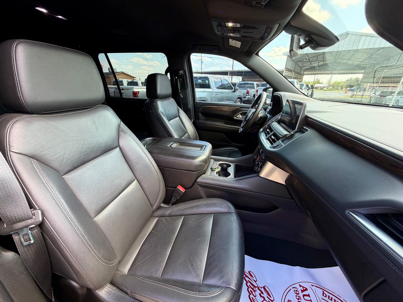 Chevrolet Suburban 1500 LT 2021