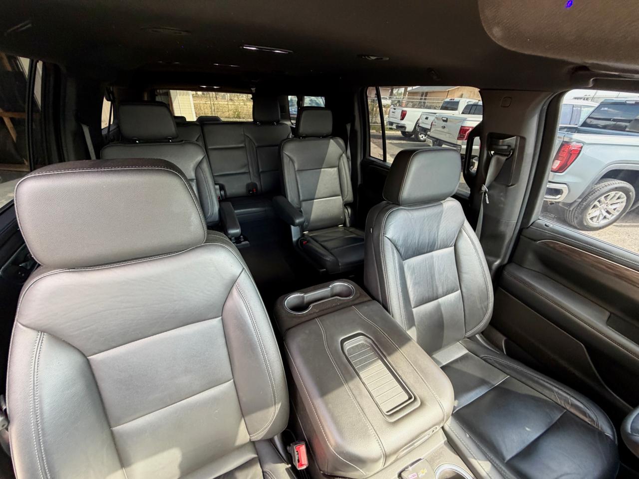 Chevrolet Suburban 1500 LT 2021