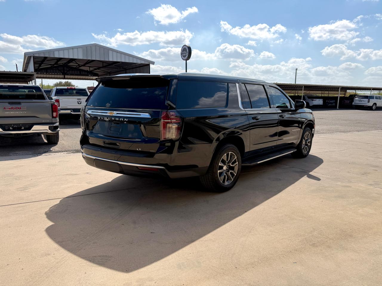 Chevrolet Suburban 1500 LT 2021