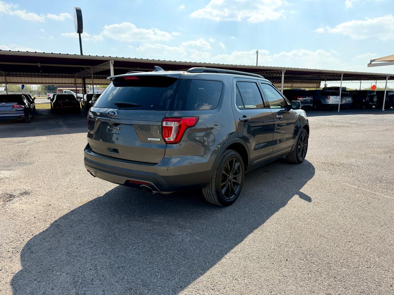 Ford Explorer XLT 2017