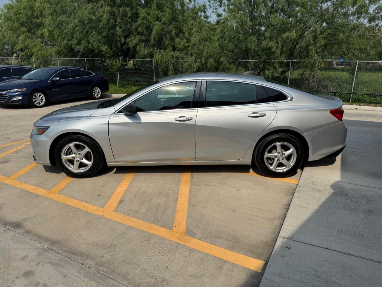 Chevrolet Malibu LS 2018