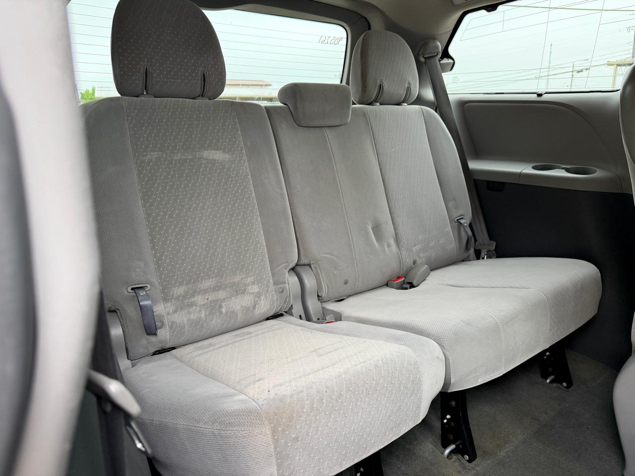 Toyota Sienna LE 2018