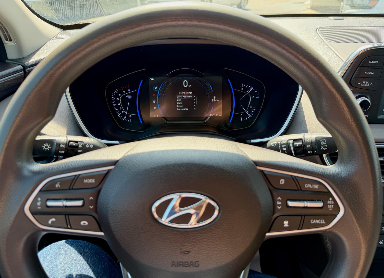 Hyundai Santa Fe SEL 2020