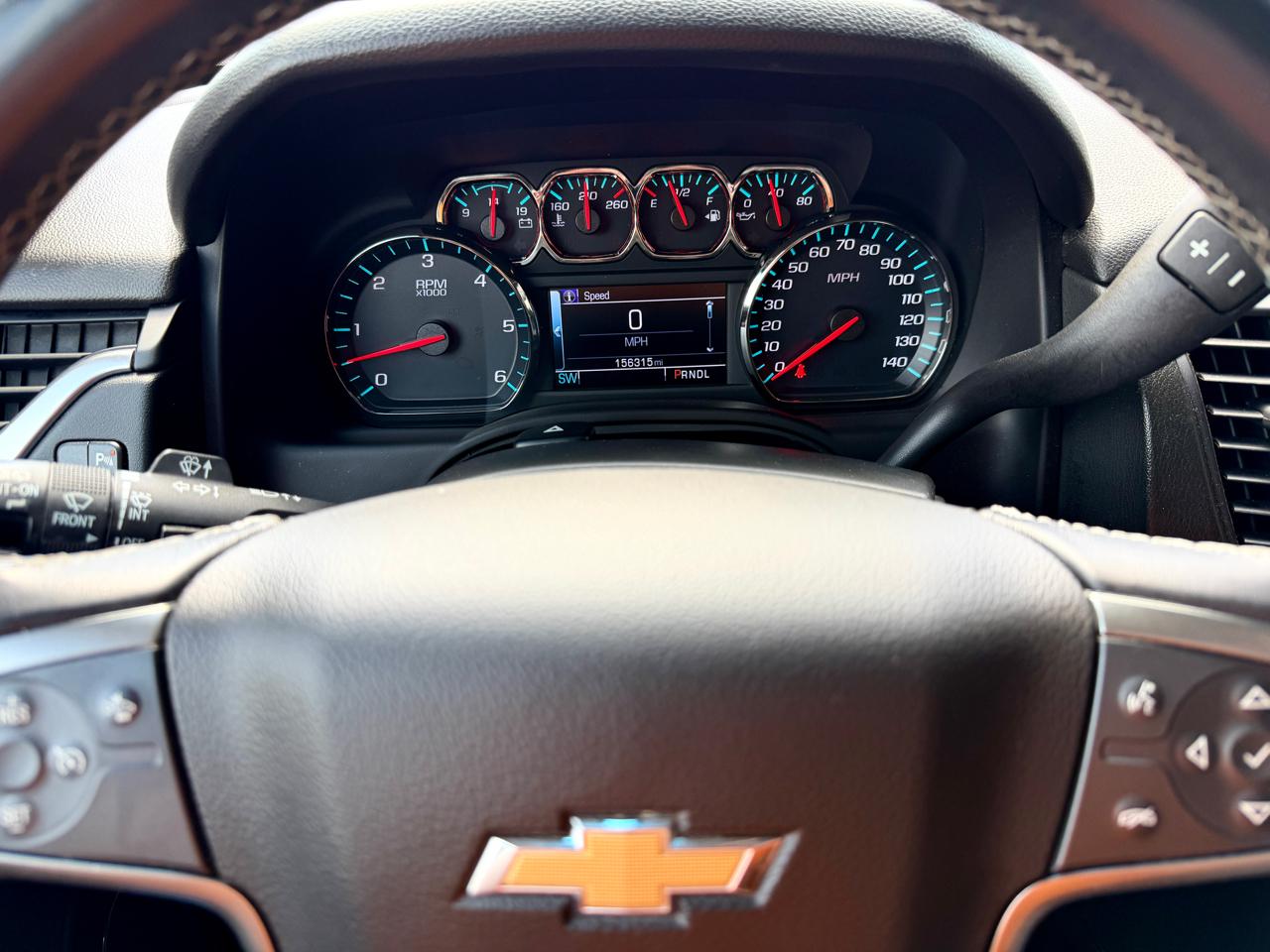 Chevrolet Suburban 1500 LT 2020