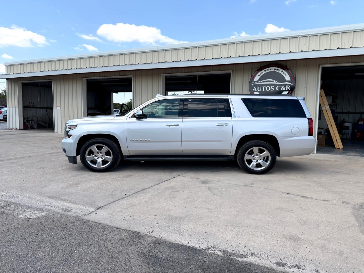 Chevrolet Suburban 1500 LT 2020