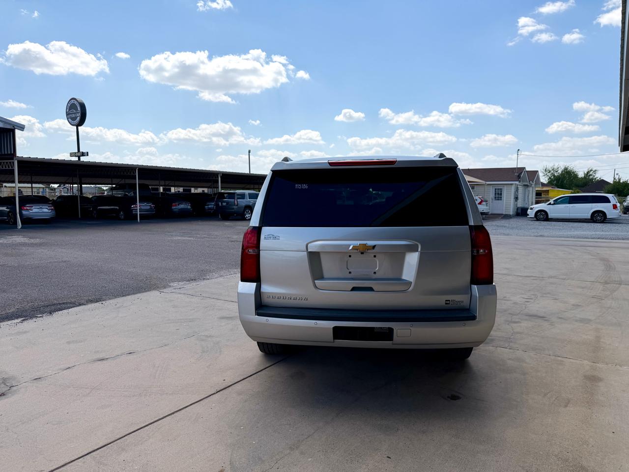 Chevrolet Suburban 1500 LT 2020