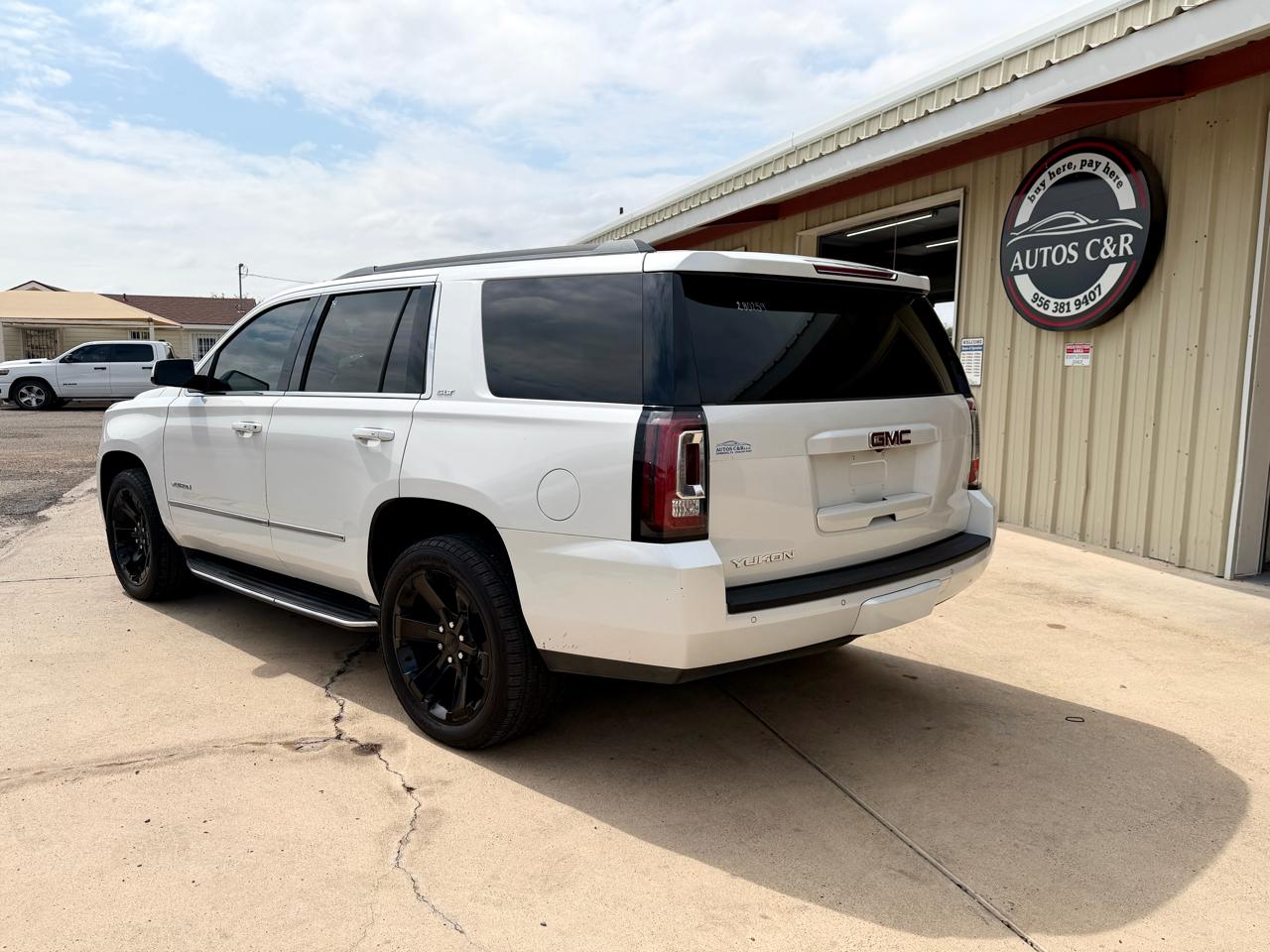 GMC Yukon SLT 2017