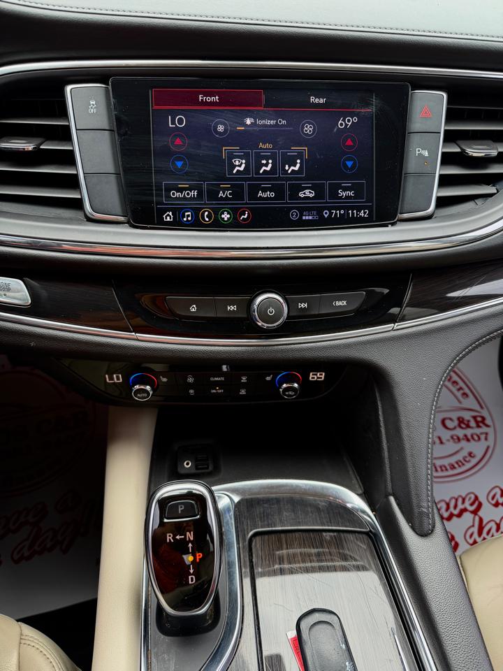 Buick Enclave Essence 2020