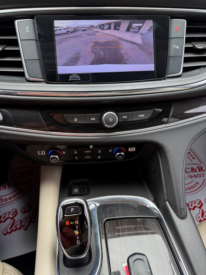 Buick Enclave Essence 2020