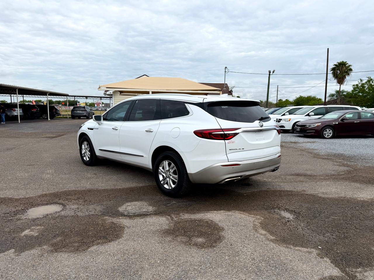 Buick Enclave Essence 2020