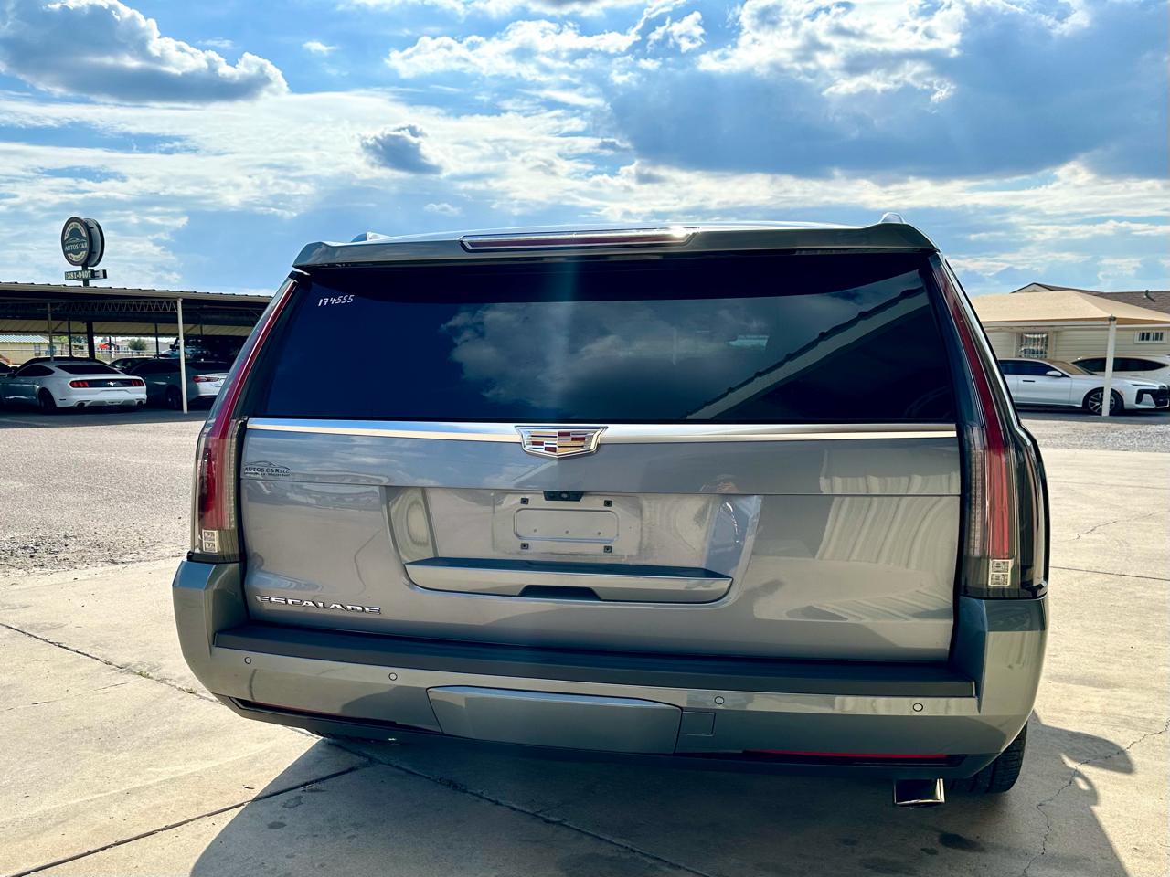 Cadillac Escalade Luxury 2018