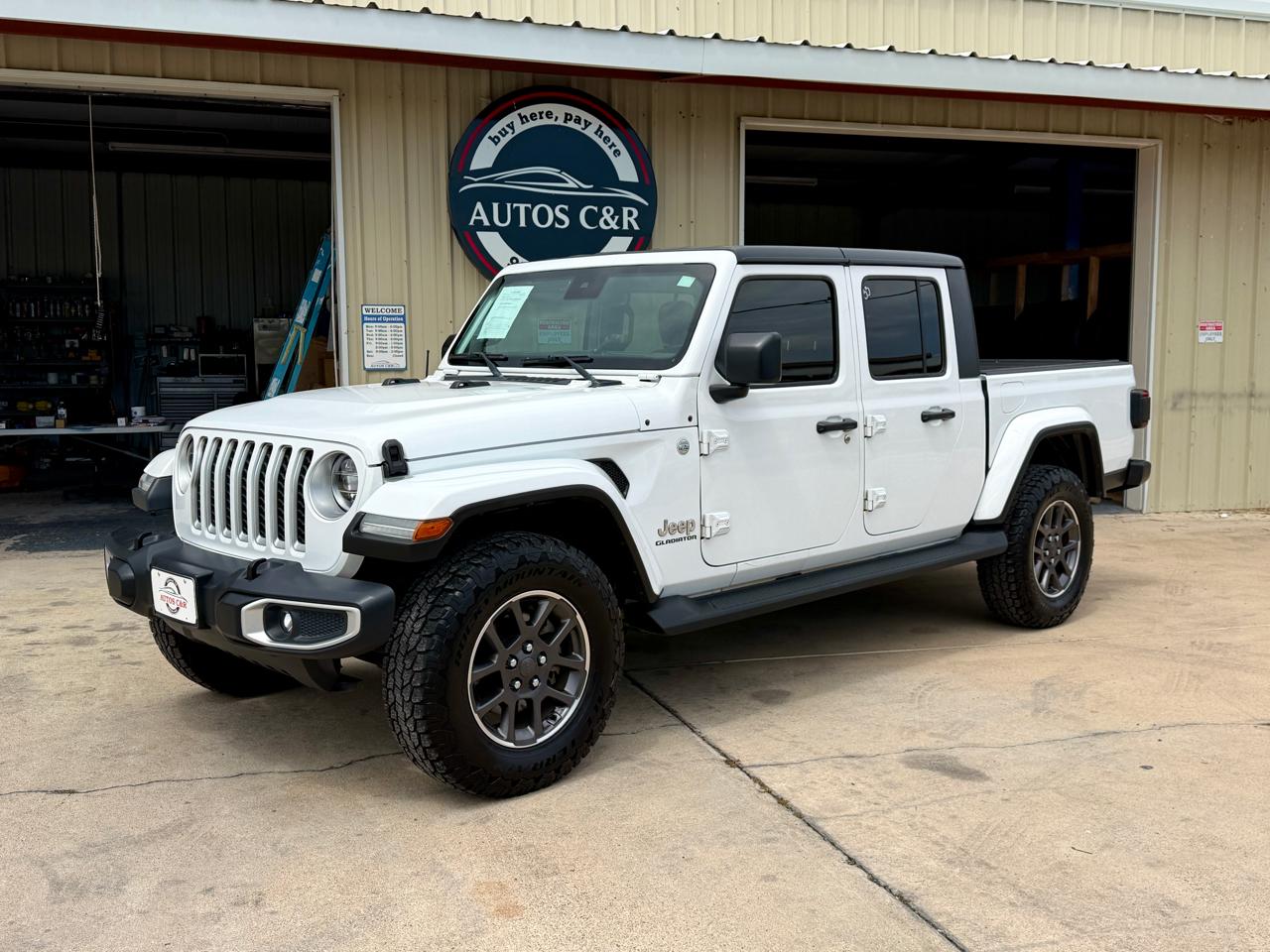 2020 Jeep Gladiator Overland's photo