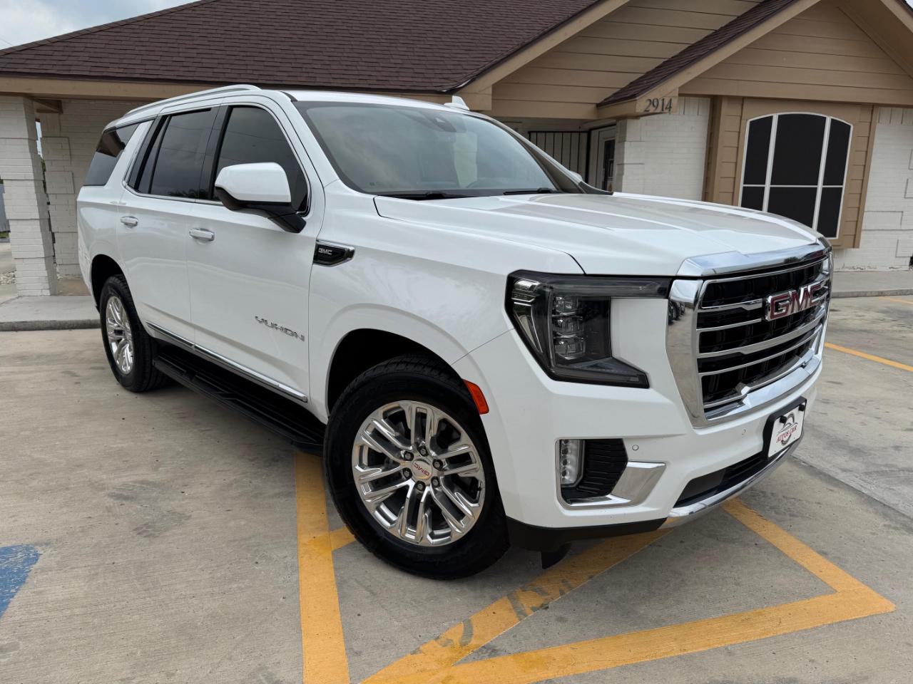 2021 GMC Yukon 2WD SLT's photo