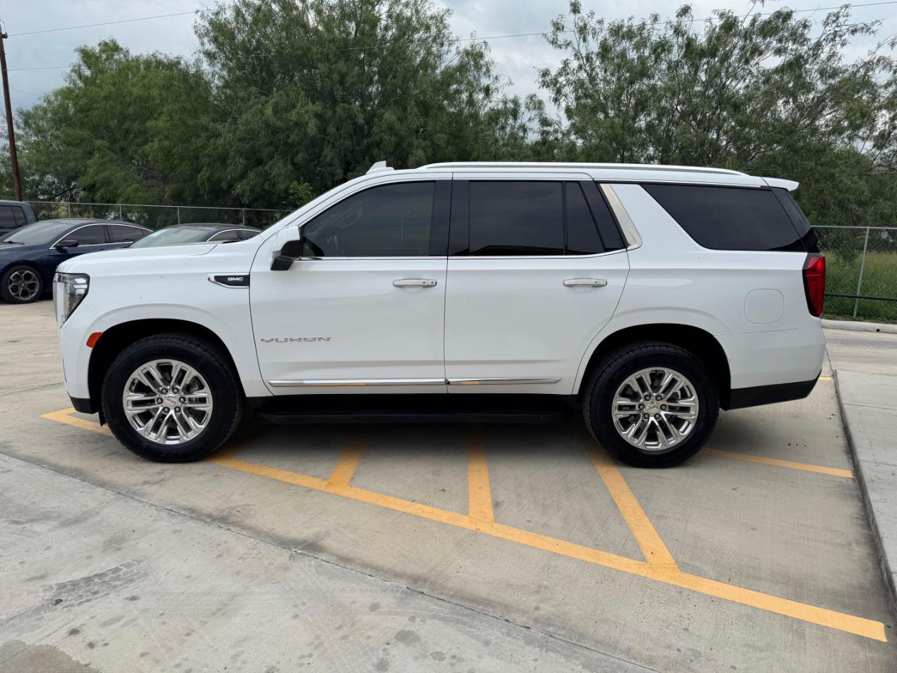 GMC Yukon SLT 2021