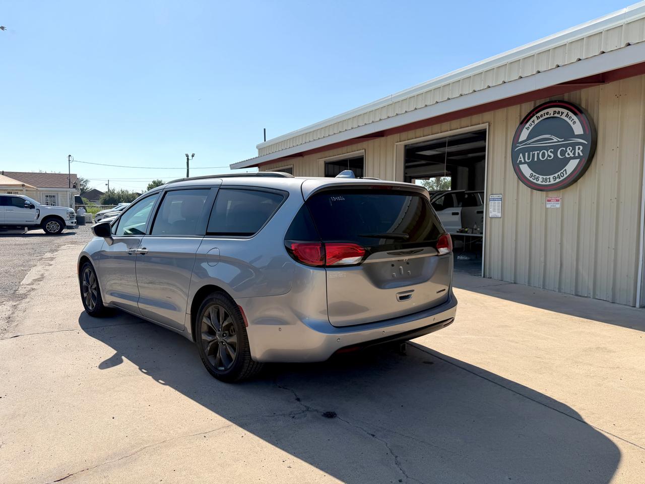 Chrysler Pacifica Limited 2020