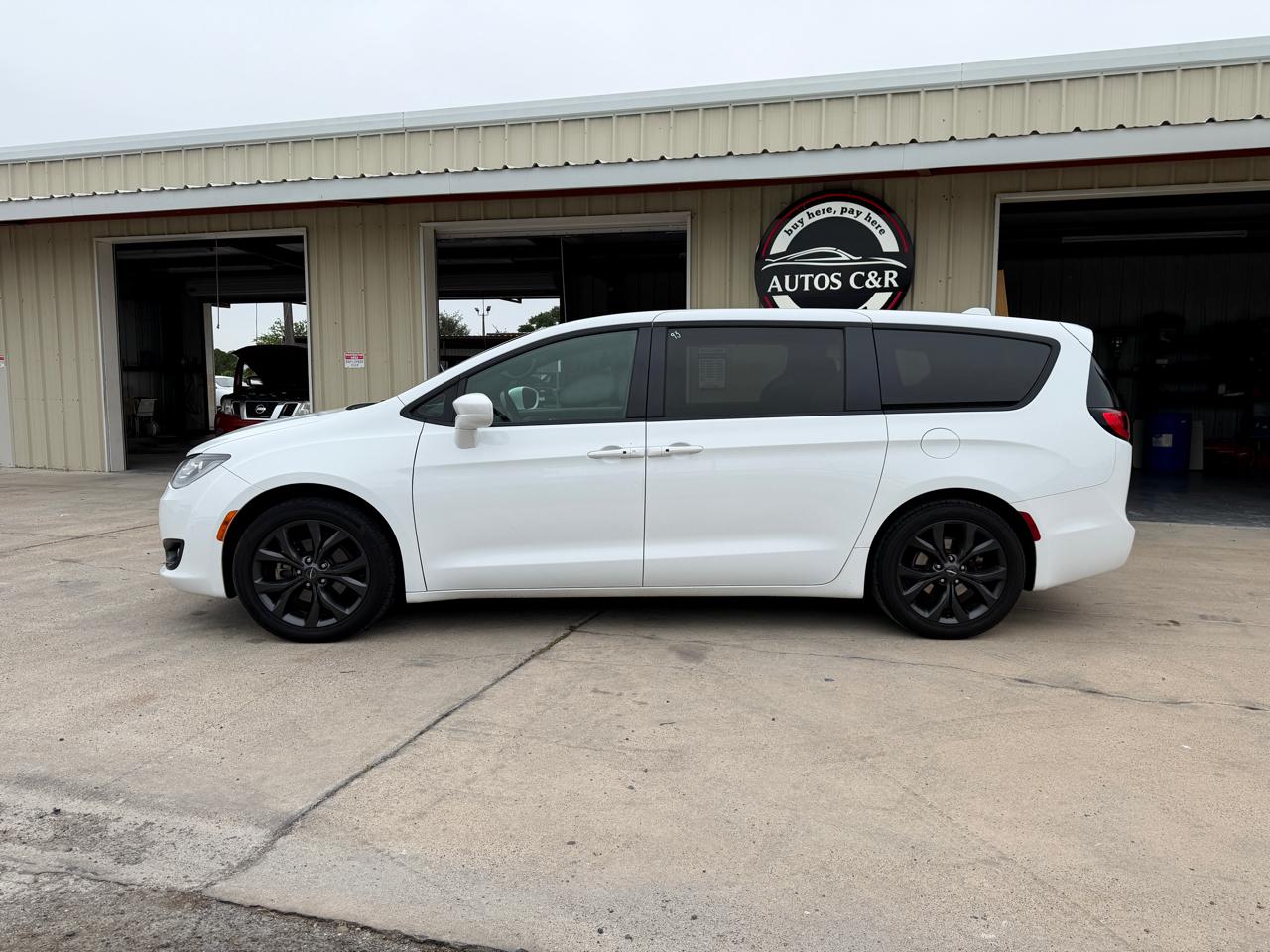 Chrysler Pacifica Touring Plus 2018