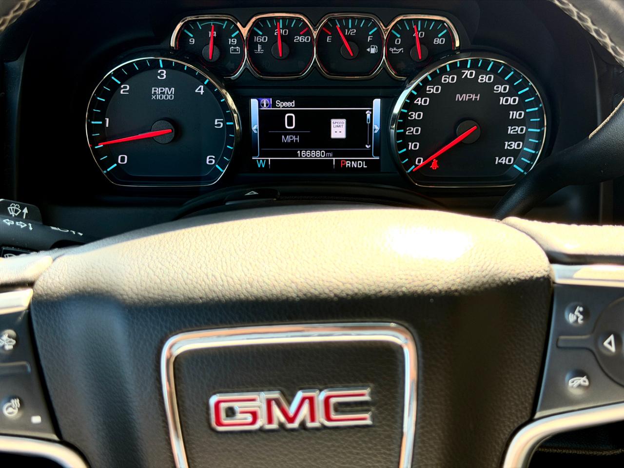 GMC Yukon SLT 2019