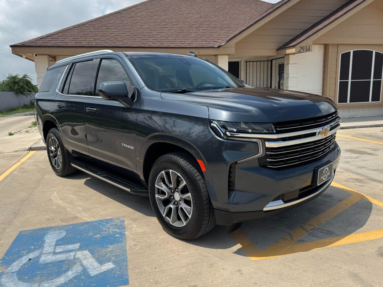 Chevrolet Tahoe  2021