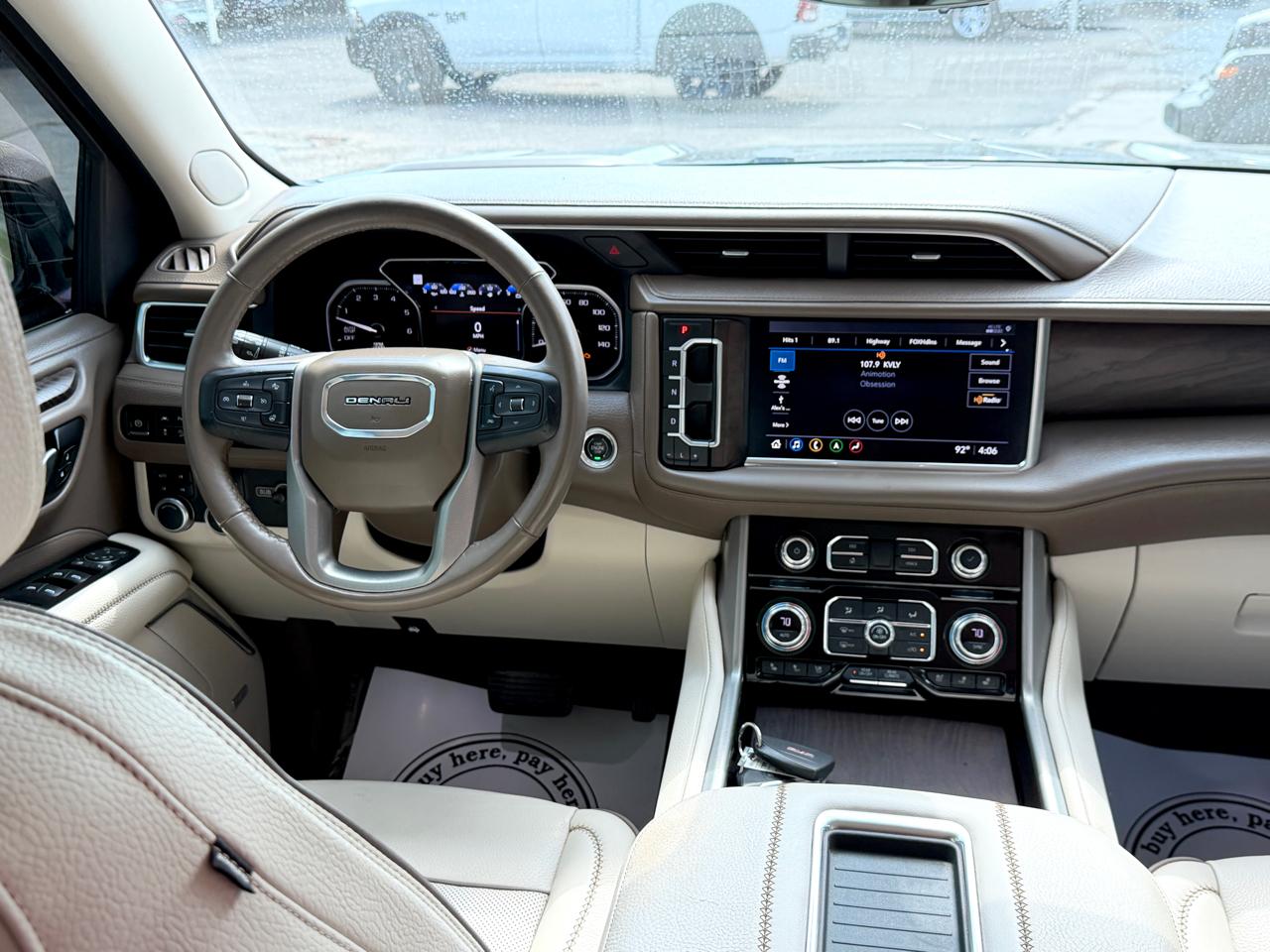 GMC Yukon Denali 2021