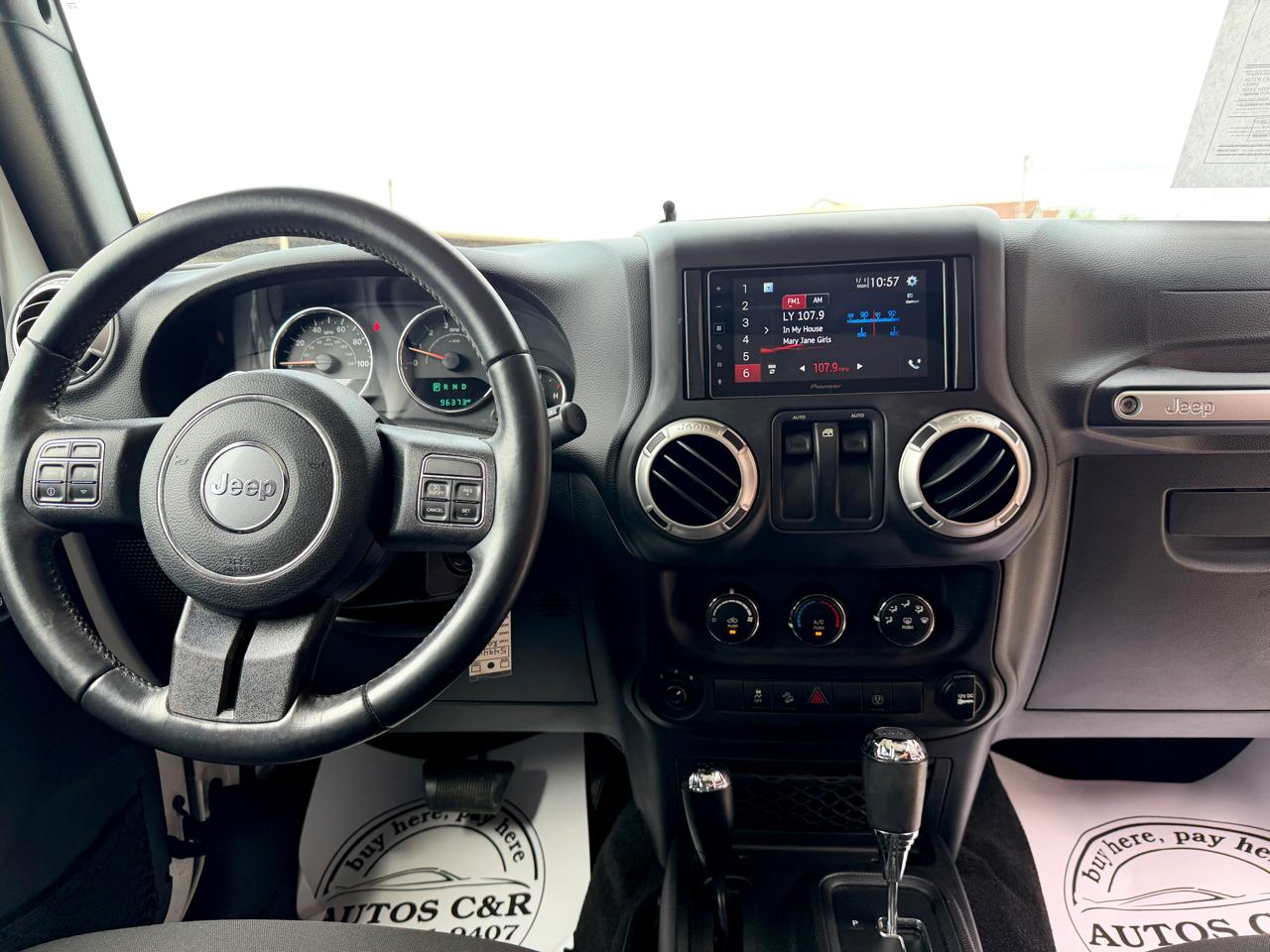 Jeep Wrangler Sahara  2017