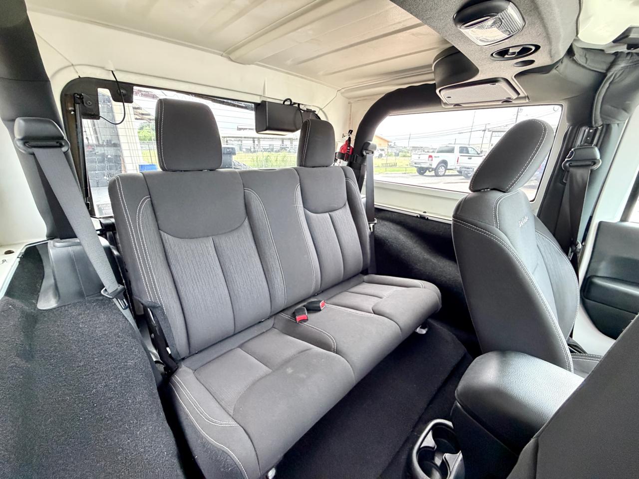 Jeep Wrangler Sahara  2017