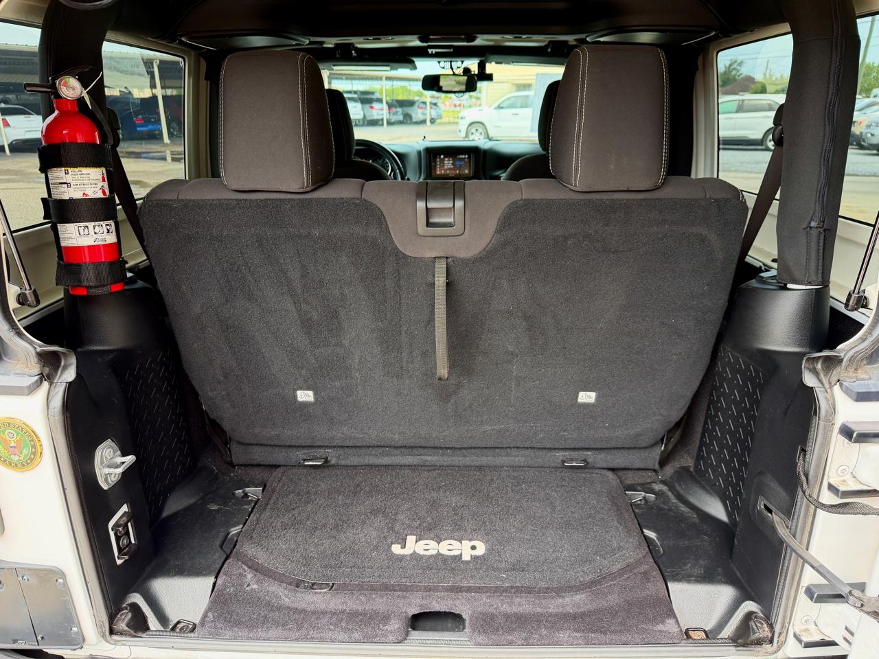 Jeep Wrangler Sahara  2017