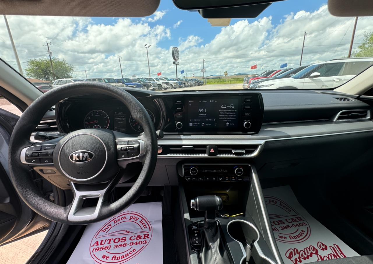 Kia K5 LXS 2021