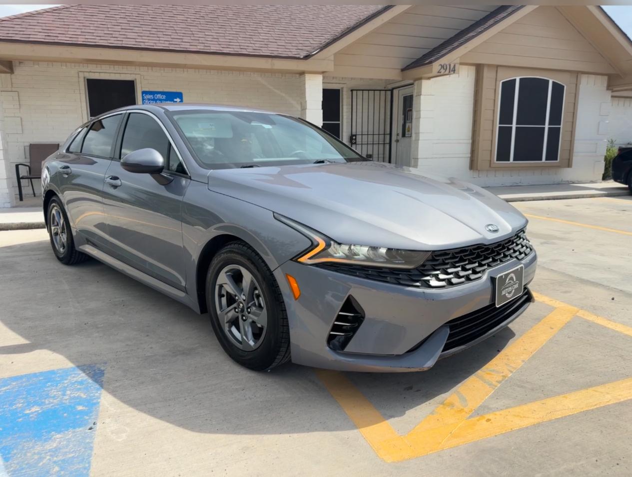 Kia K5 LXS 2021