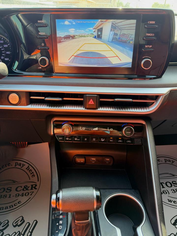 Kia K5  2021