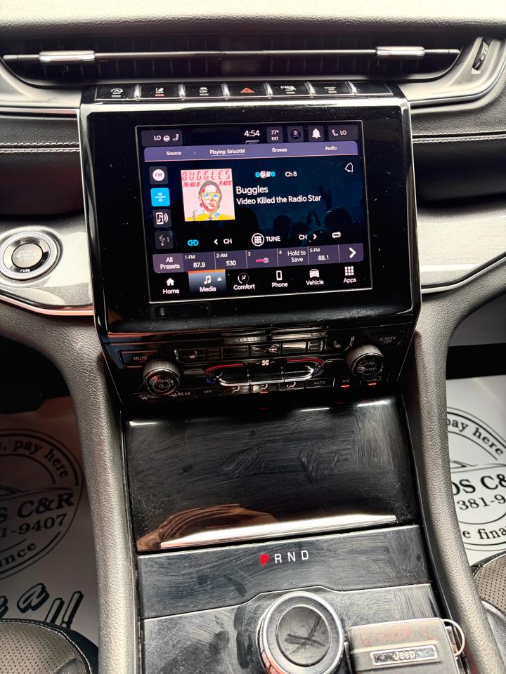 Jeep Grand Cherokee L  2021