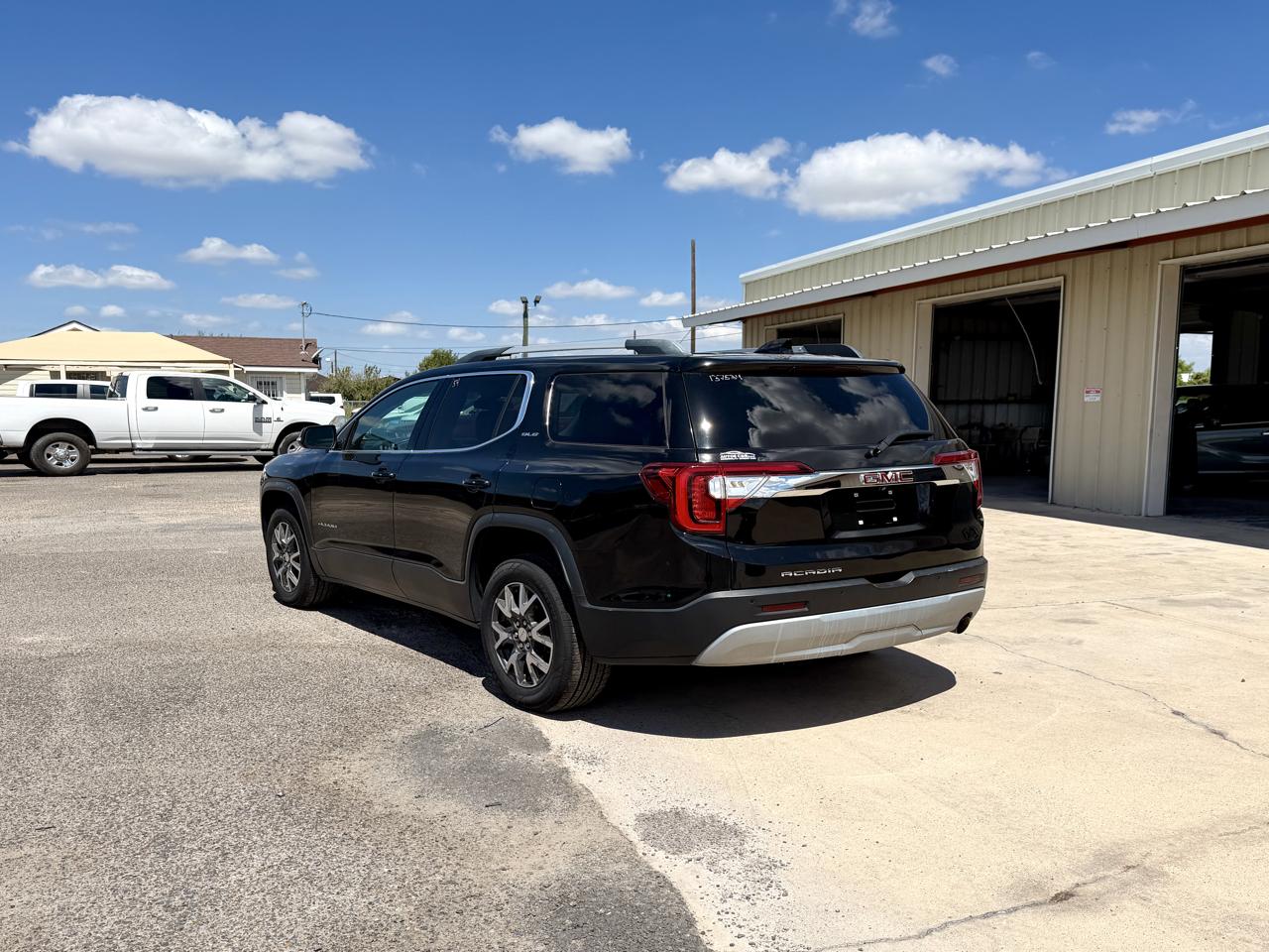 GMC Acadia SLE 2021