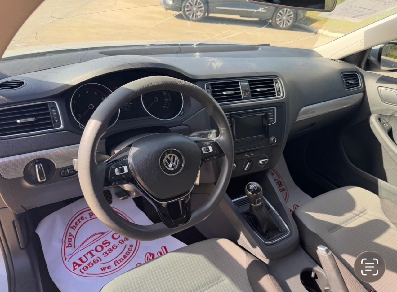 Volkswagen Jetta S 2017