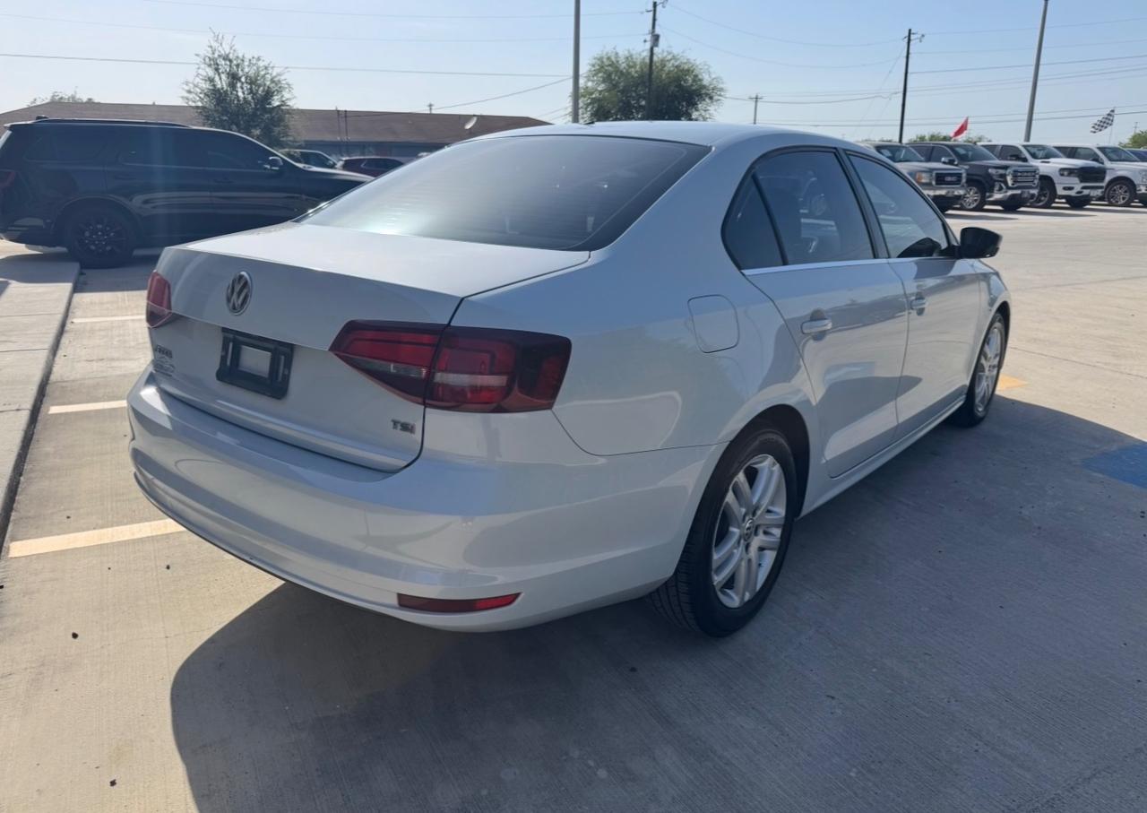 Volkswagen Jetta S 2017