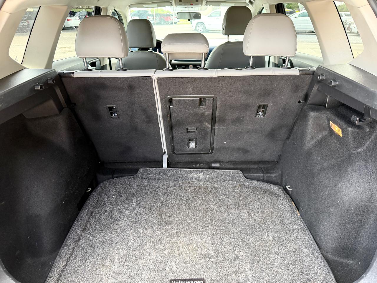 Volkswagen Taos SE 2022