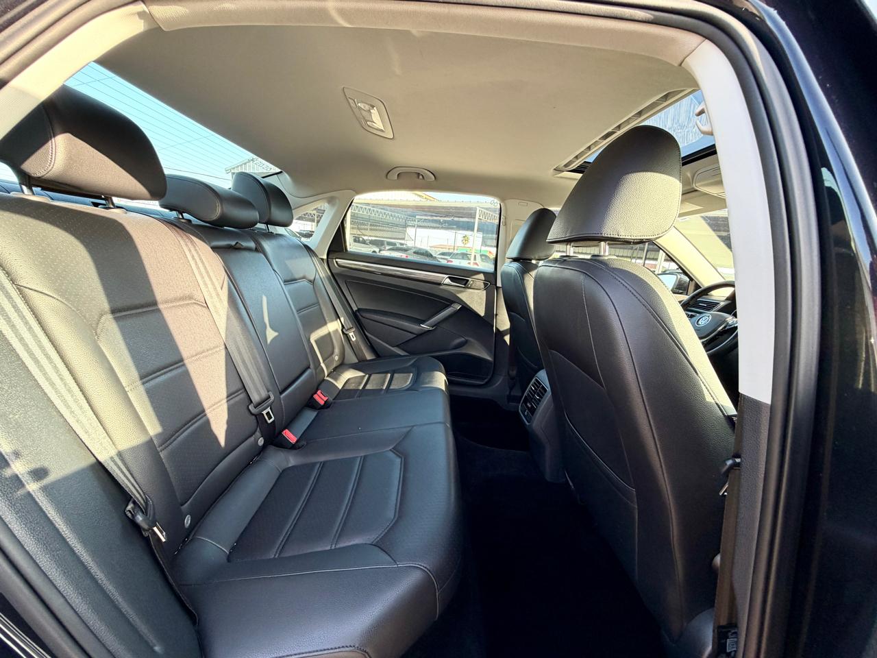 Volkswagen Passat SE 2017