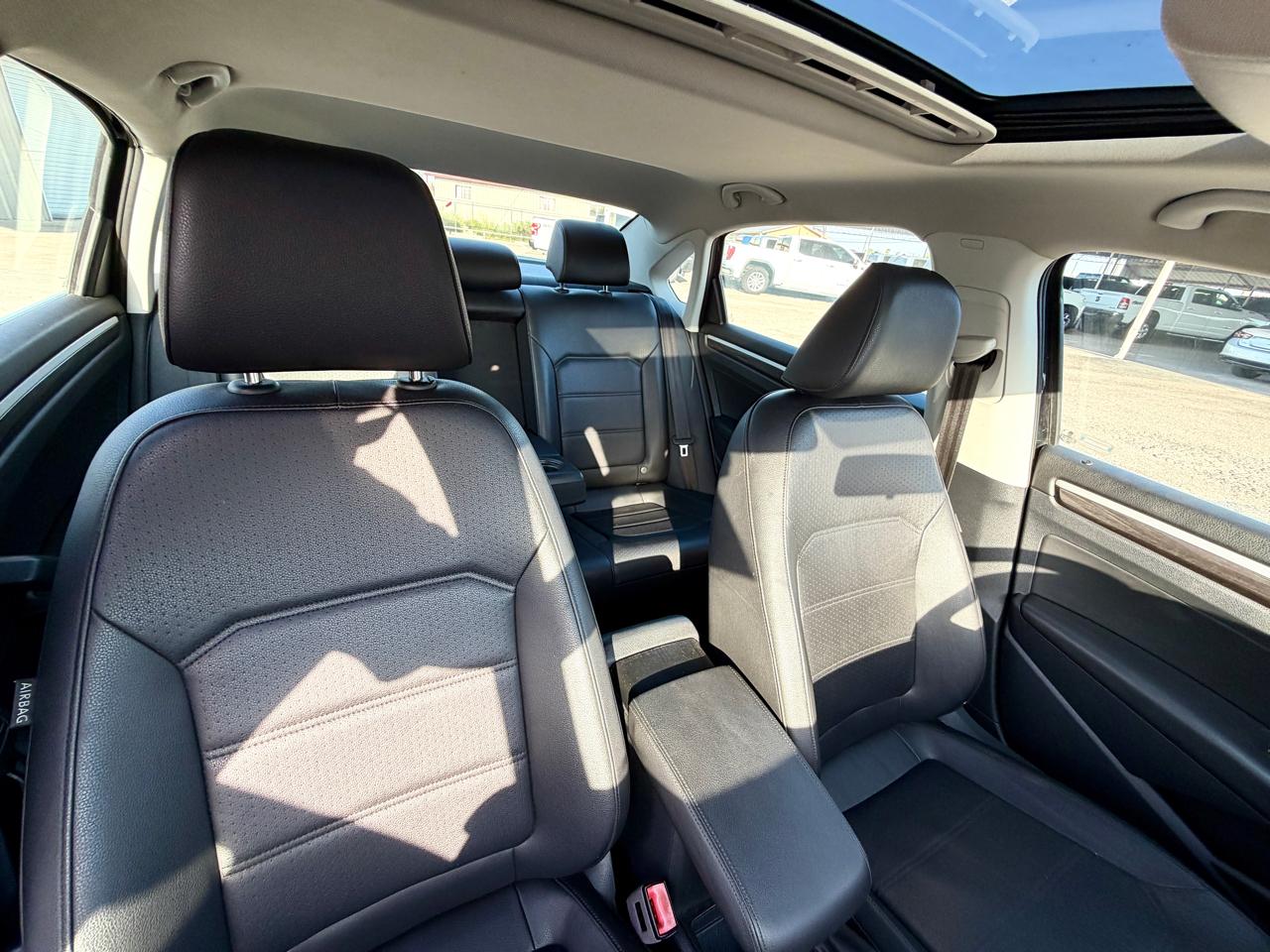 Volkswagen Passat SE 2017