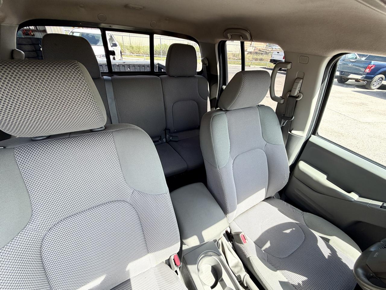 Nissan Frontier  2017