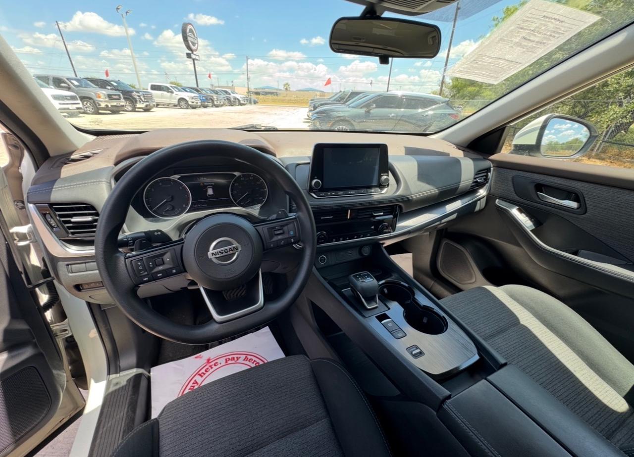 Nissan Rogue SV 2021